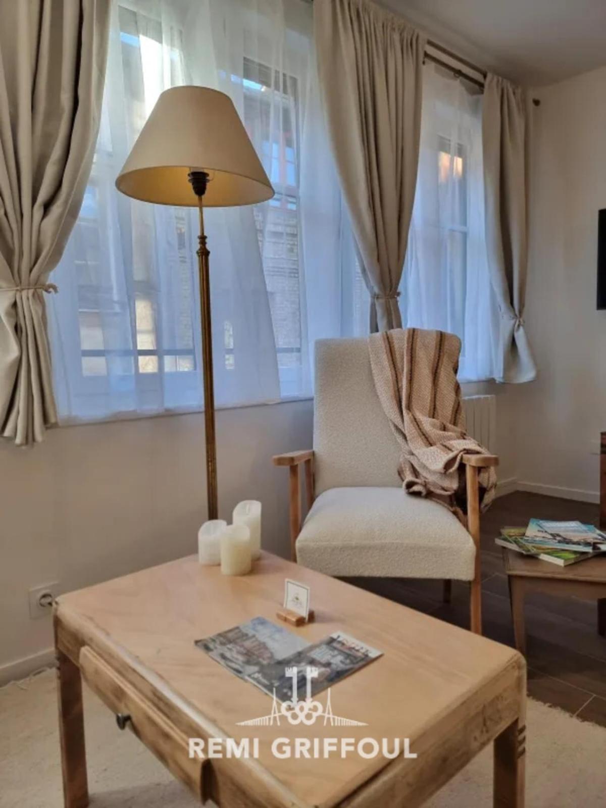 La Symphonie Elevator Honfleur City Center 2 Guests المظهر الخارجي الصورة